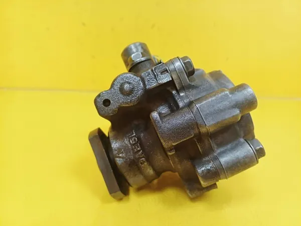 Styrpump OEM DRC100368 för Renault image 4