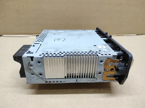 OEM 281150020R CD-radio Renault Scenic III/Megane III image 4