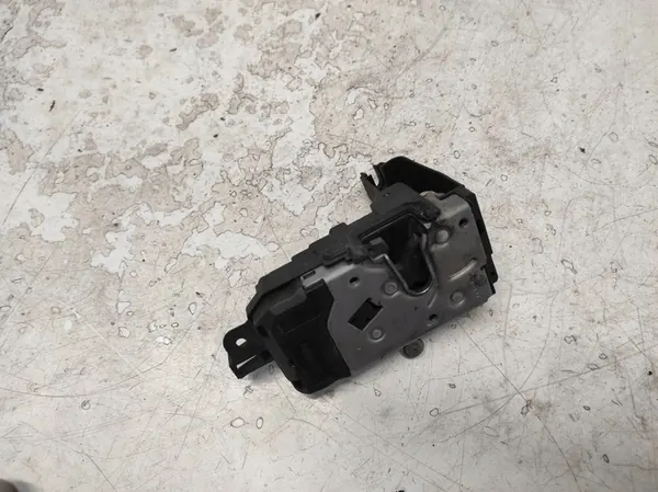 OPEL ASTRA H III 3 04- Vänster Framdörrslås 5PIN 13128111 image 3