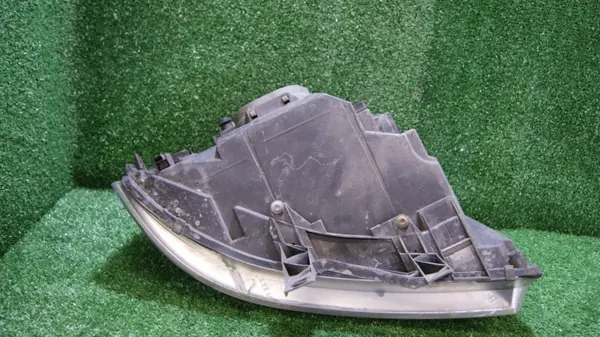 Farol Esquerdo VW T5 Usado OEM 1305235737 image 4