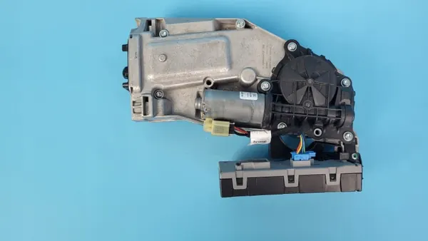 Verrou Coffre Mercedes W206 C200 OEM A0999064703 image 8