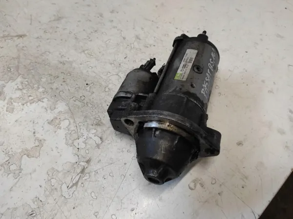 VW Passat B5 Startmotor OEM 068911024E - Begagnad image 3
