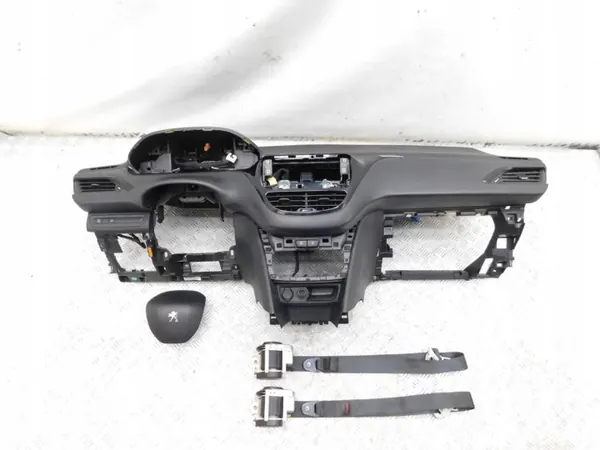 Salpicadero OEM + 2 airbags 2 cinturones - Peugeot 208 I image 2