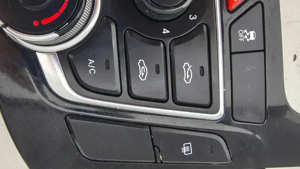 Ilmastointipaneeli Hyundai i30 2013 97250A6040 image 2