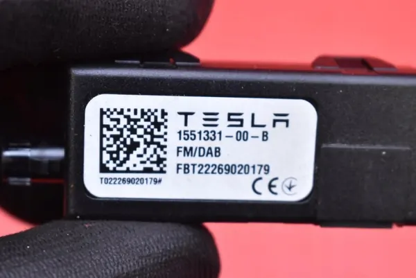 Antenne Tesla Model Y OEM 1551331-00-B Occasion image 3