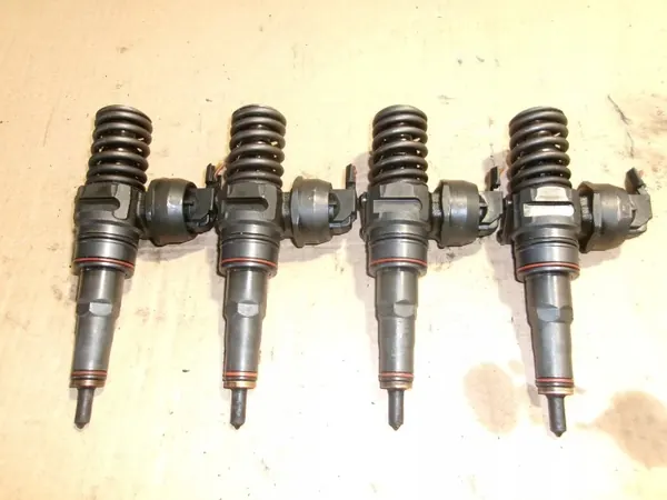 Bomba de combustível OEM 038130073AR para 1.9 TDI 130CV image 2