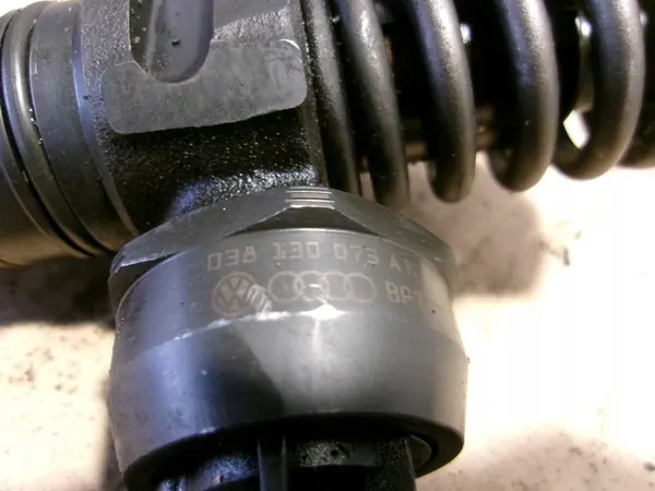 Bomba de combustível OEM 038130073AR para 1.9 TDI 130CV image 5