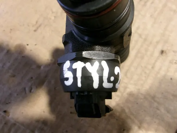 Bomba de combustível OEM 038130073AR para 1.9 TDI 130CV image 6