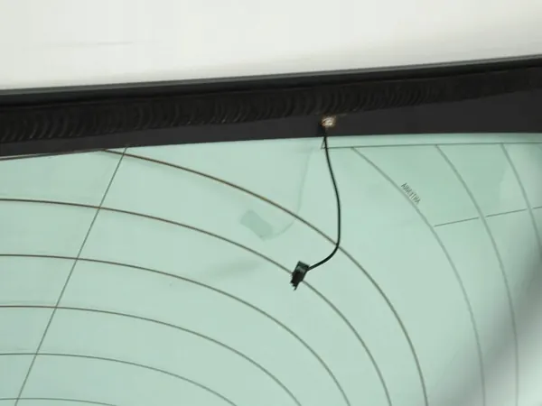 OEM LR058514 Bakluckeglas för Discovery Sport L550 image 3