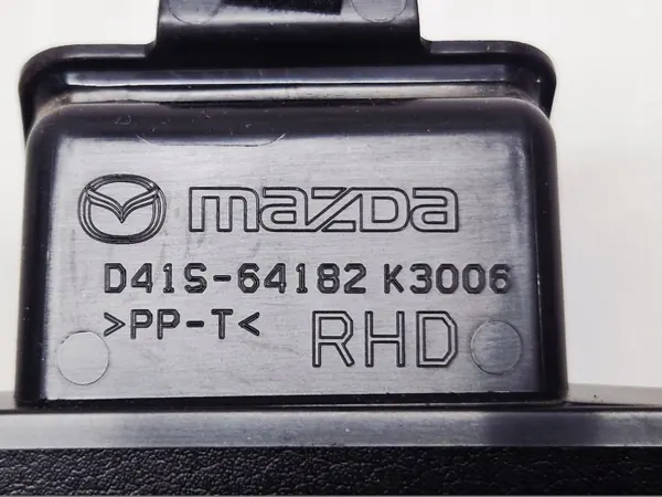 Mazda MX-30 Förarens handskfack OEM D41S-64181 D41S-64182 image 5