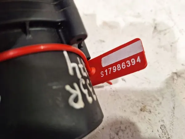 Renault Vattenpump 144B05233R image 4