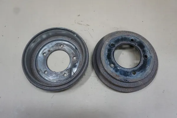 Tambours de Frein Arrière Suzuki Jimny OEM 000003 image 2