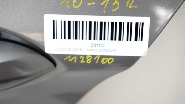 BMW F10 Vänster Bakdörr OEM 375484610 - Begagnad image 9