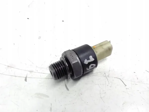 Oliedruksensor OEM 8200970474 voor Opel Vivaro C image 2