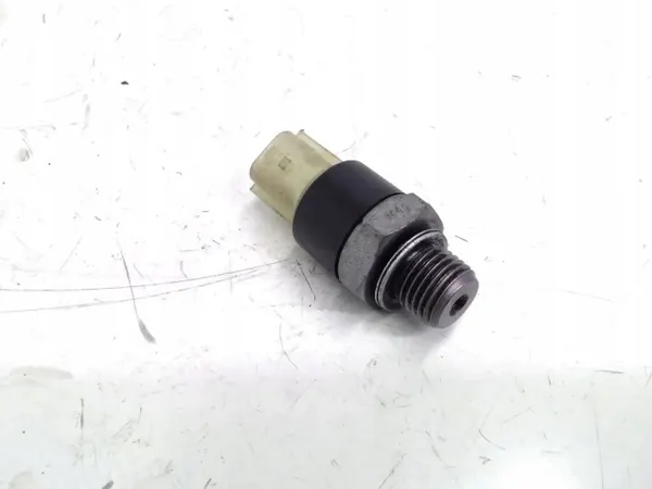Oliedruksensor OEM 8200970474 voor Opel Vivaro C image 3