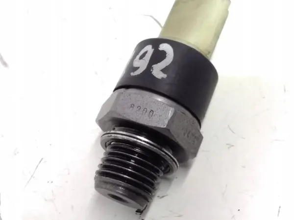 Oliedruksensor OEM 8200970474 voor Opel Vivaro C image 4