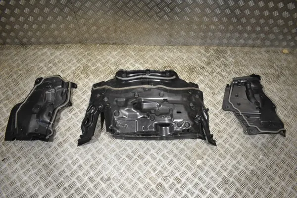 Couvre-paroi OEM A256200300 Mercedes W214 image 2