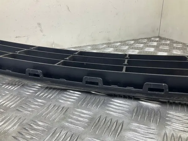 Tappo Griglia Paraurti VW Jetta 5C image 9