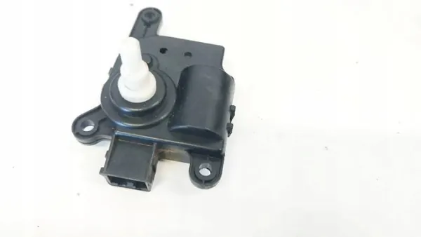 Motor de compuerta calefacción Tesla Model S OEM D332GG6AA image 3