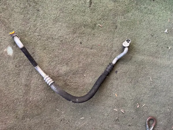 Ilmastointijohdin Audi A4 B8 A5 8K0260701R image 2