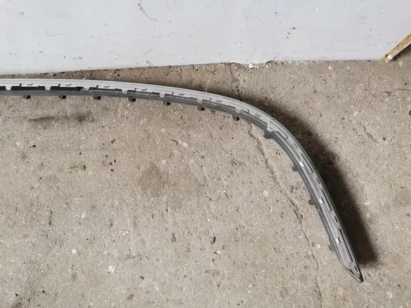 Framstötfångare VW Bora NY 1J5807719J image 9