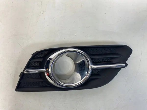 Rejilla de faro antiniebla derecho OPEL MOKKA 12- OEM 95470235 image 3