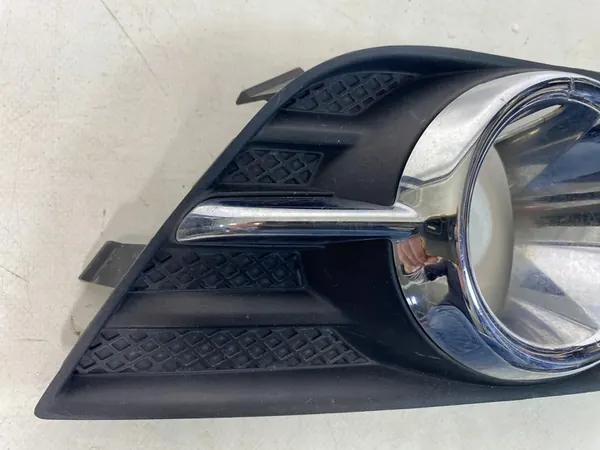 Rejilla de faro antiniebla derecho OPEL MOKKA 12- OEM 95470235 image 4