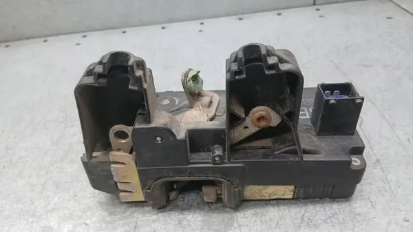 Höger Baklås Opel Zafira A 99-03 1.8B 90561158 image 5