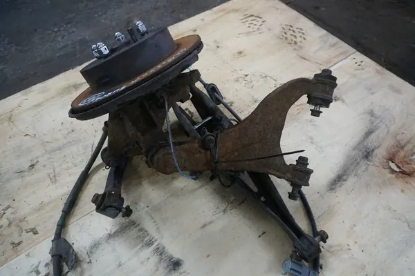 SUBARU FORESTER IV SJ Mozzo Posteriore Destro 28411SG001 image 2