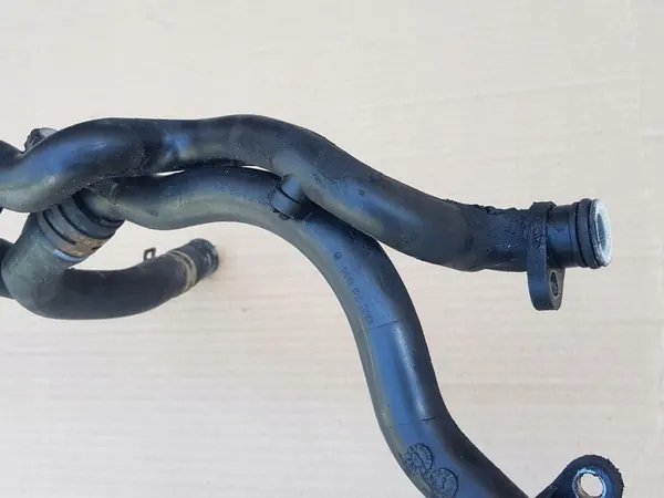 Moottorin vesiputki / Audi A6 C6 2.4 2.8 3.2 / 06E121045E image 8