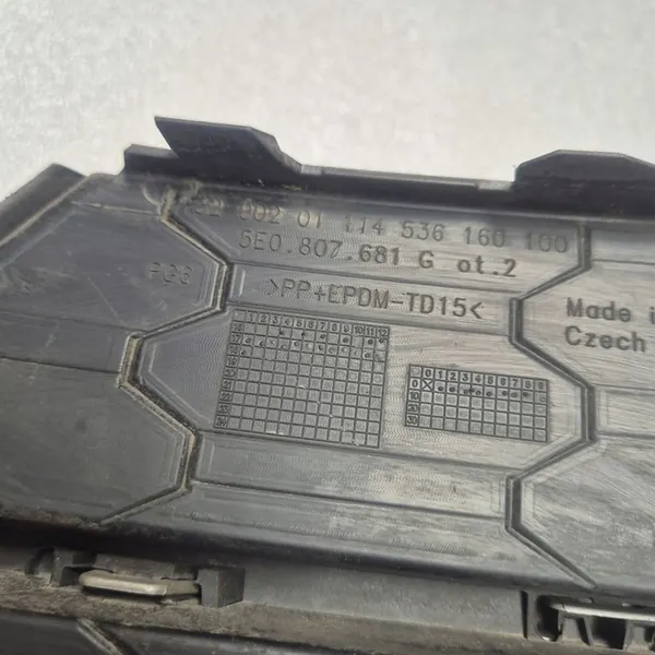 Griglia di ventilazione Skoda OE 5E0807681G9B9, paraurti image 4