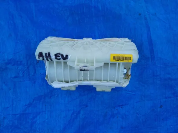 Consola salpicadero Opel Astra H OEM 13149016 Usado image 10