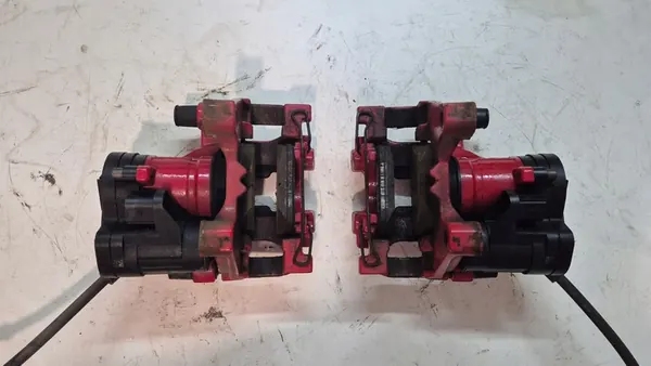 Audi A3 S3 RS3 8V TT Vasemman Takapään Jarrusatula Punainen OEM image 2