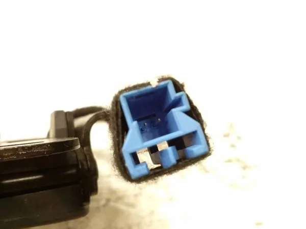 Mercedes-Benz E W238 2018 Klappdachverriegelung OEM A2177700422 image 3