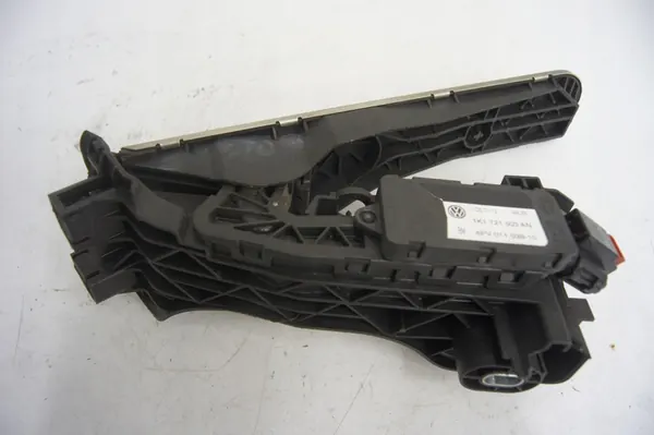 VW Gaspedal R-Line mit Bremsstop image 4