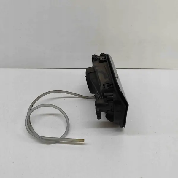 Fuel Tank Flap OEM 32227346 for Volvo V60 II 2020 image 4