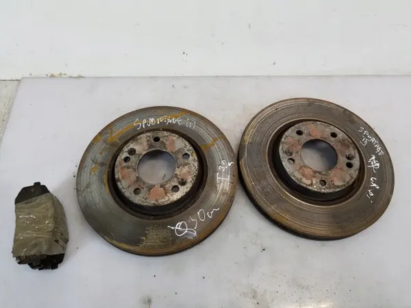 Disco e Pastilhas Freio Dianteiro OEM TARCZA SPORTAGE III image 2
