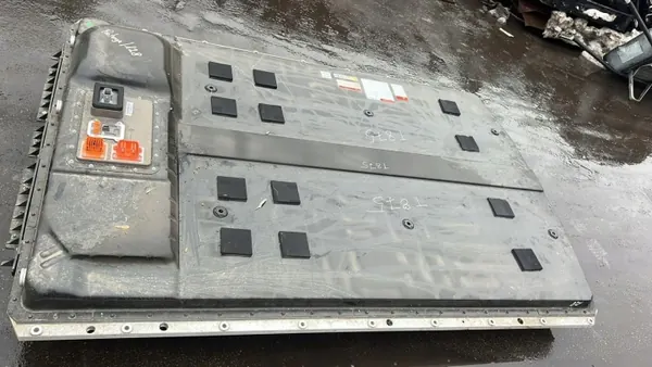 Batterie XPeng P7 OEM TPLI0862-353, 1Ah Occasion image 4