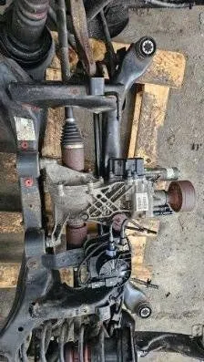 Poutre de suspension arrière Volvo XC60 P1216688 image 4