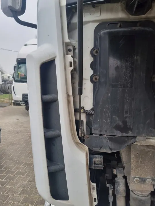 OEM OWIEWKA PRAWA RENAULT PREMIUM DXI Pare-chocs Droit image 5