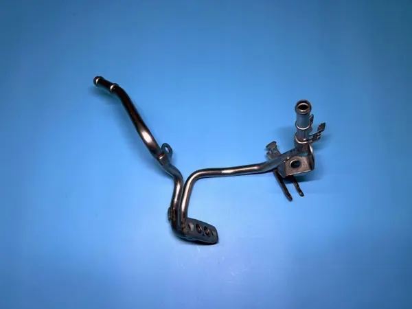 Turbo-koelwaterslang OEM 04L122157S voor Audi Q2 Q3 image 3