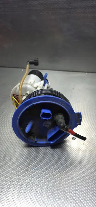 AUDI RS3 8V 2.5 TFSI Brandstofpomp 8V0919087A image 4