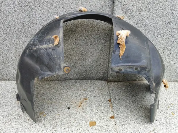 Aile avant gauche d'occasion OEM ET76-16115-AC Ford Courier image 2