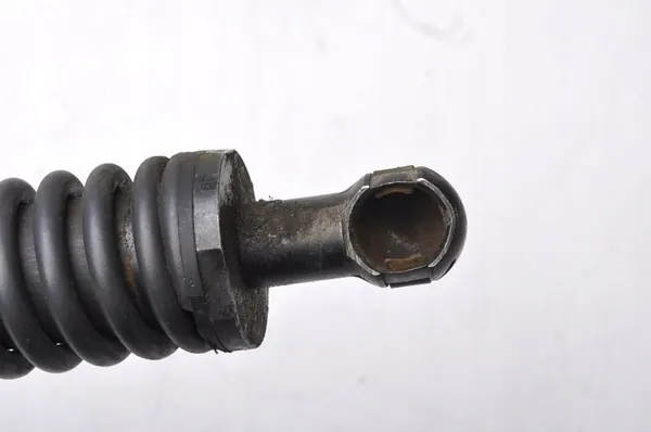 Volkswagen Touareg I Baklucka Gasdämpare 7L6827550J image 5