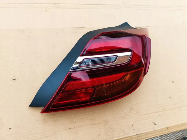 OPEL INSIGNIA A 2015 Hatchback Höger Baklampa image 3