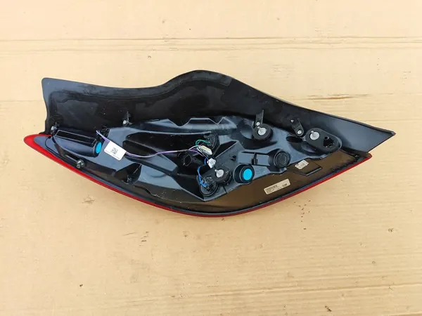 OPEL INSIGNIA A 2015 Hatchback Höger Baklampa image 6