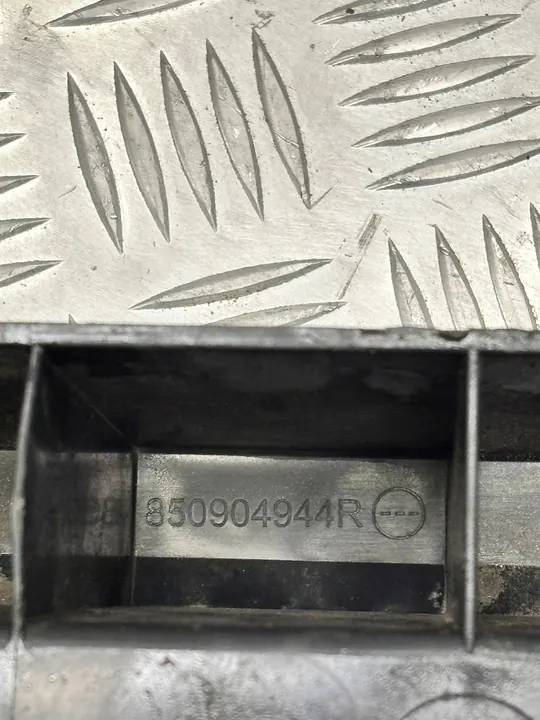 Takapuskuri Renault Captur I 850904944R image 5