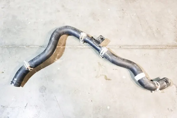 Vasen jäähdytyslinja HYUNDAI TUCSON 1.6L bensiini image 3