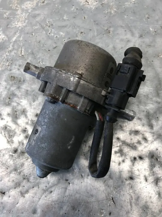 Bremsenpumpe OEM 8E0927317 für VW Passat B5 FL image 2