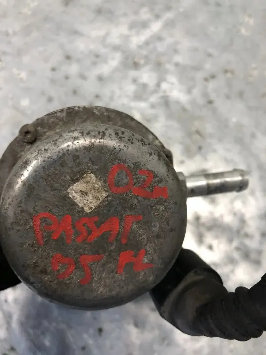 Bremsenpumpe OEM 8E0927317 für VW Passat B5 FL image 3